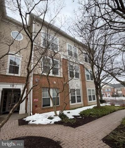 111 Watkins Pond Boulevard, Unit 3-303, Rockville, MD 20850 Main Photo