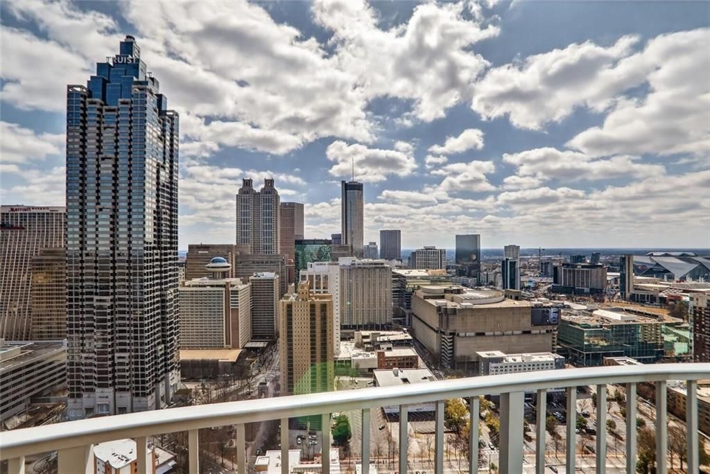 400 W Peachtree Street Nw, Unit 3910, Atlanta, GA 30308 Main Photo