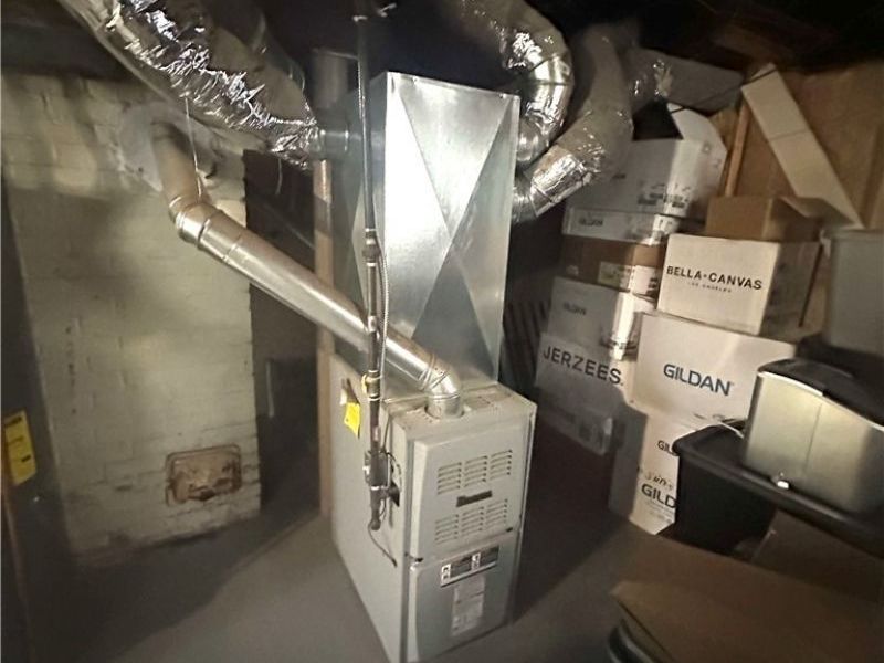 2007 Tate Avenue, Cleveland, OH 44109 Photo 17