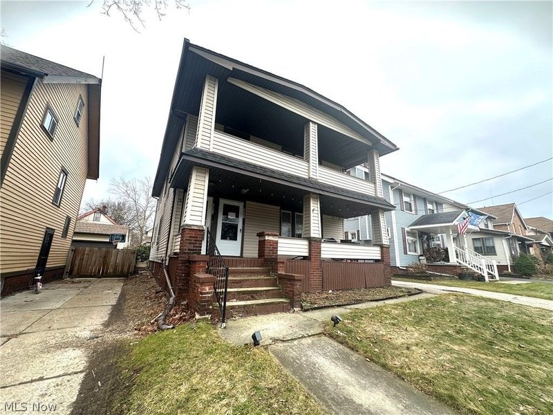 2007 Tate Avenue, Cleveland, OH 44109 Photo 3