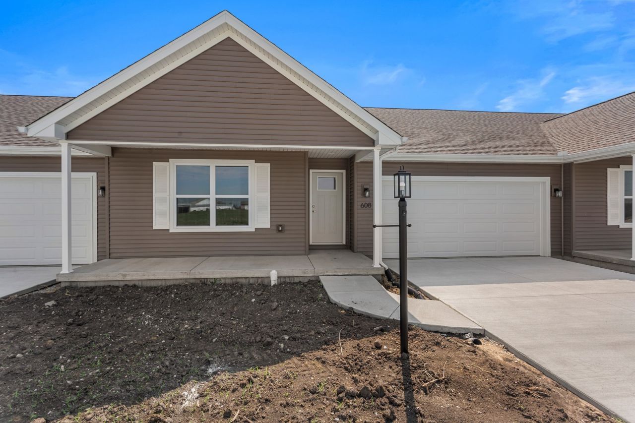 608 Patterson Drive, Fisher, IL 61843