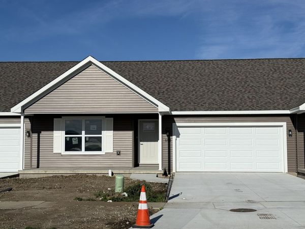 608 Patterson Drive, Unit 2, Fisher, IL 61843