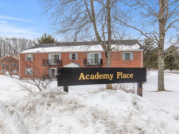 13 Academy Place, Unit 29, Saco, ME 04072