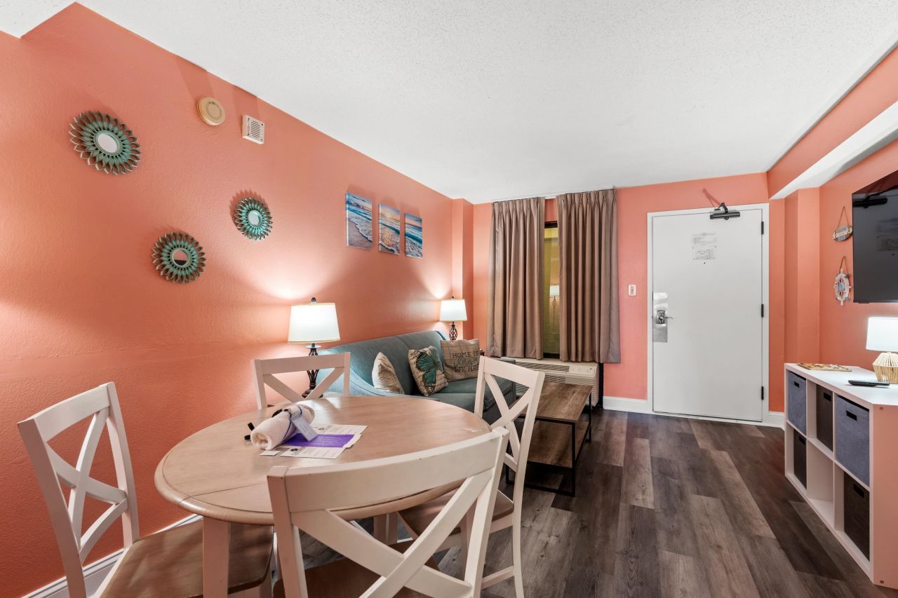 1501 S Ocean Blvd. S Photo 8