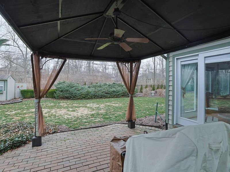 735 Chaucer Lane, Tipp City, OH 45371 Photo 31