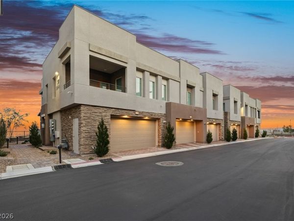 600 N Carriage Hill Drive, Unit 1118, Las Vegas, NV 89138