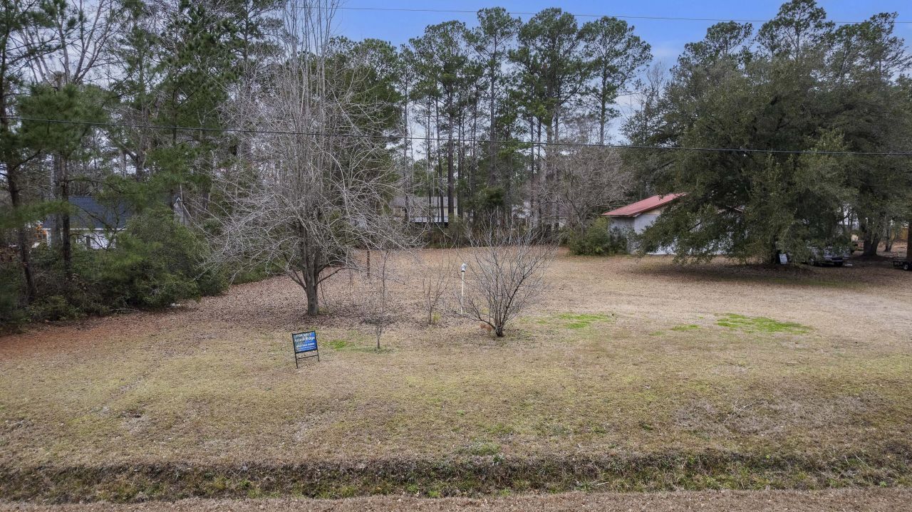 105 Young Drive Photo 10