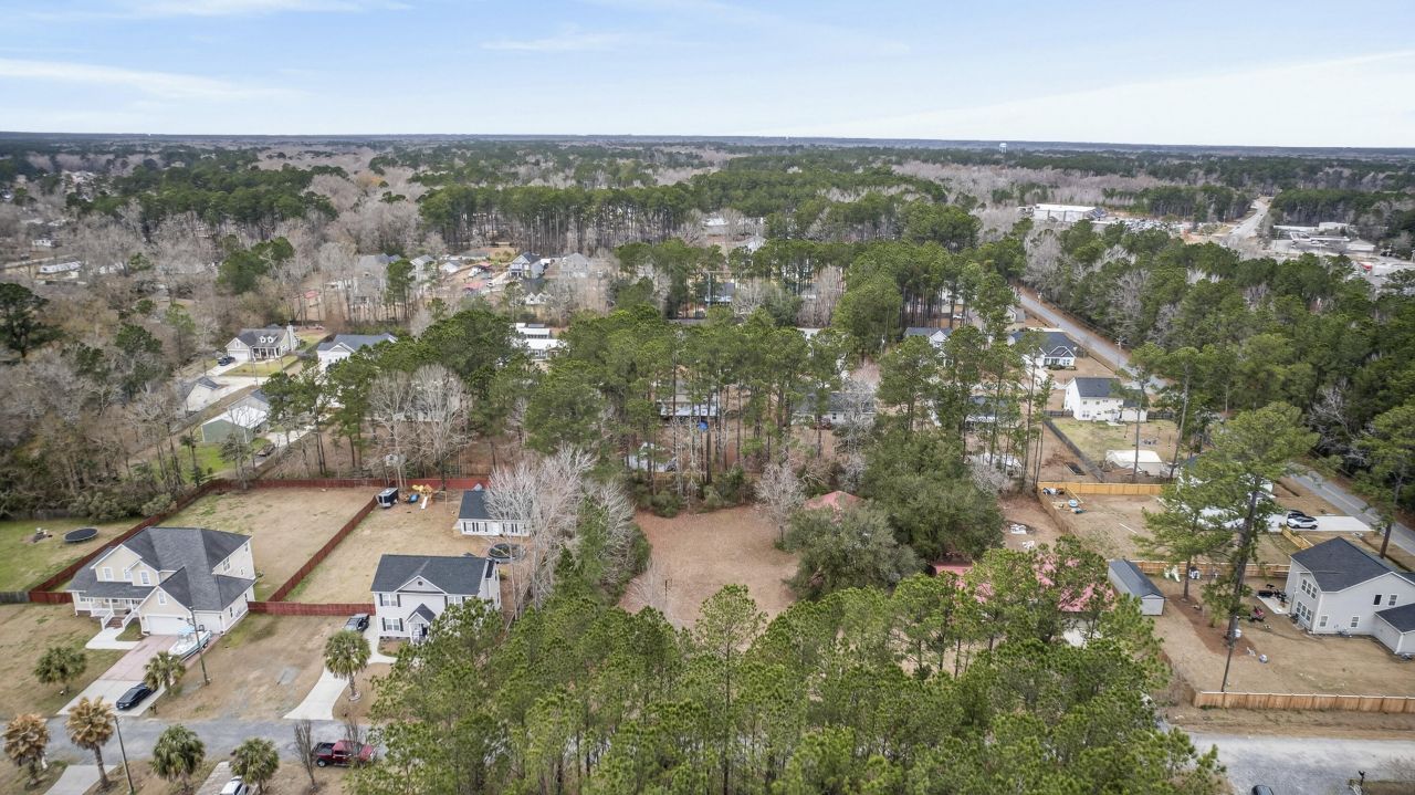 105 Young Drive Photo 11