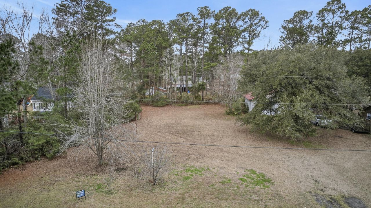 105 Young Drive Photo 5