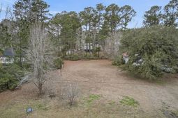 105 Young Drive photo 4