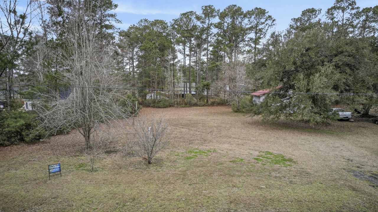 105 Young Drive Photo 7