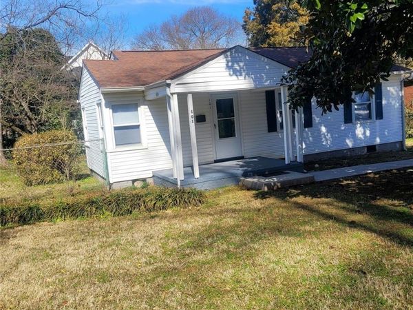 101 N Gregg Street , Charlotte, NC 28216