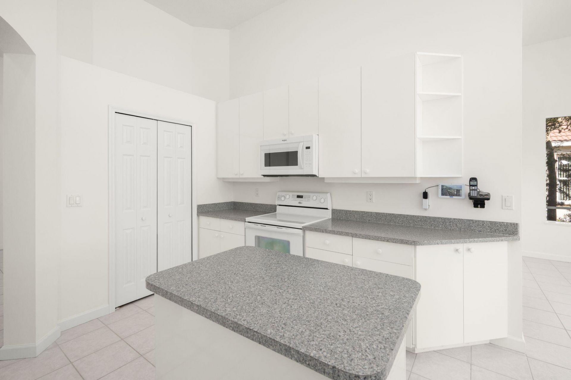 805 SW Marsh Harbor Bay, Port Saint Lucie, FL 34986 Photo