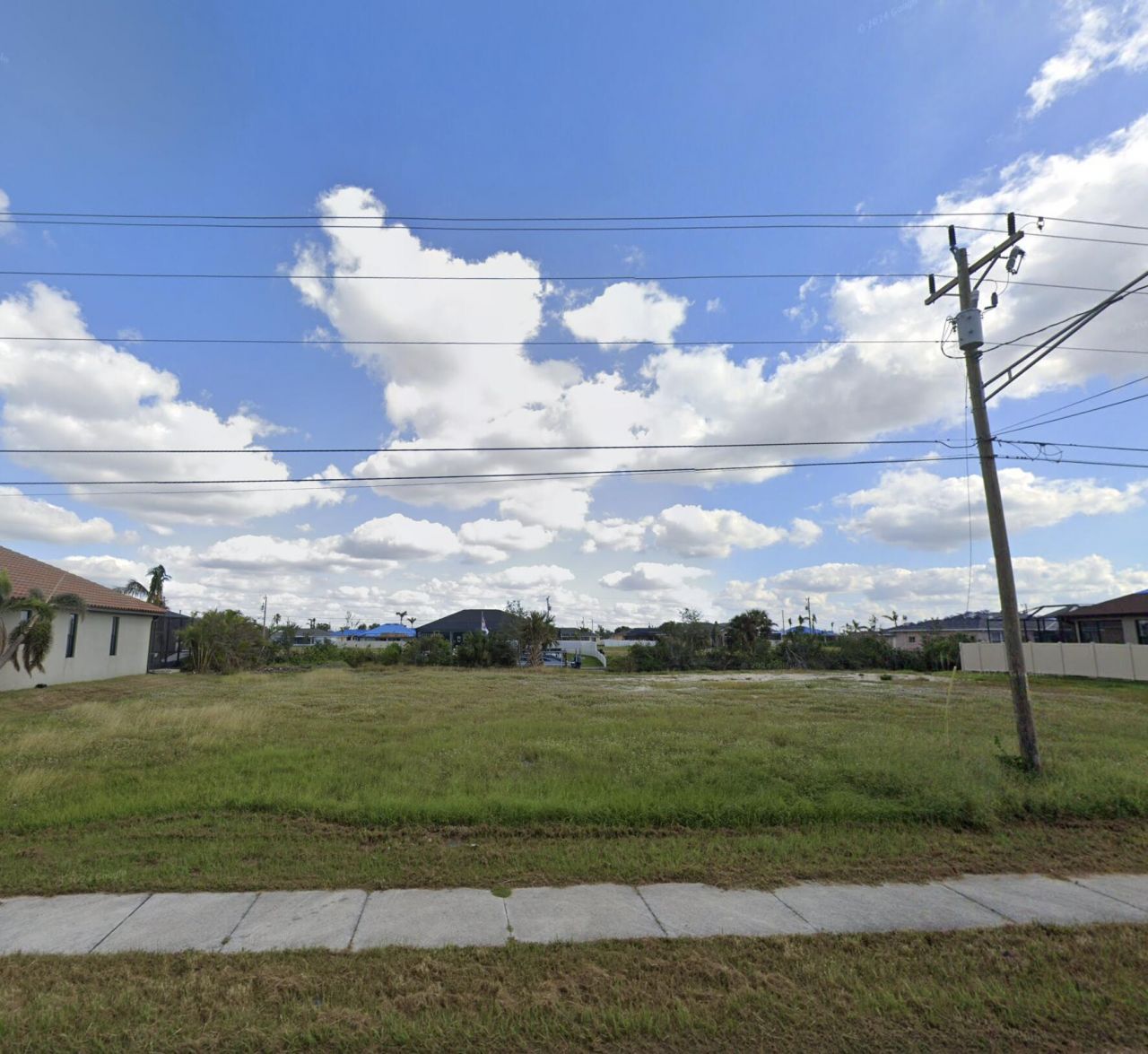 2513 Surfside Boulevard, Cape Coral, FL 33914 Photo
