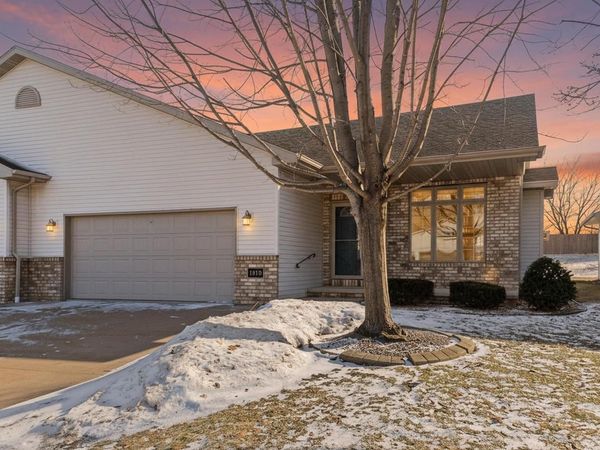 1819 E SYLVAN AVENUE, Appleton, WI 54915