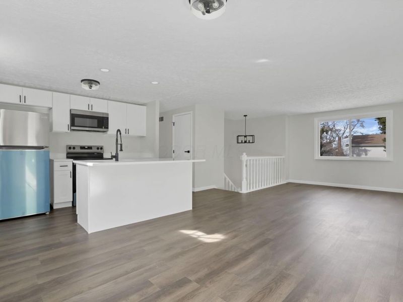 3745 Wynds Drive, Columbus, OH 43232 Photo 11