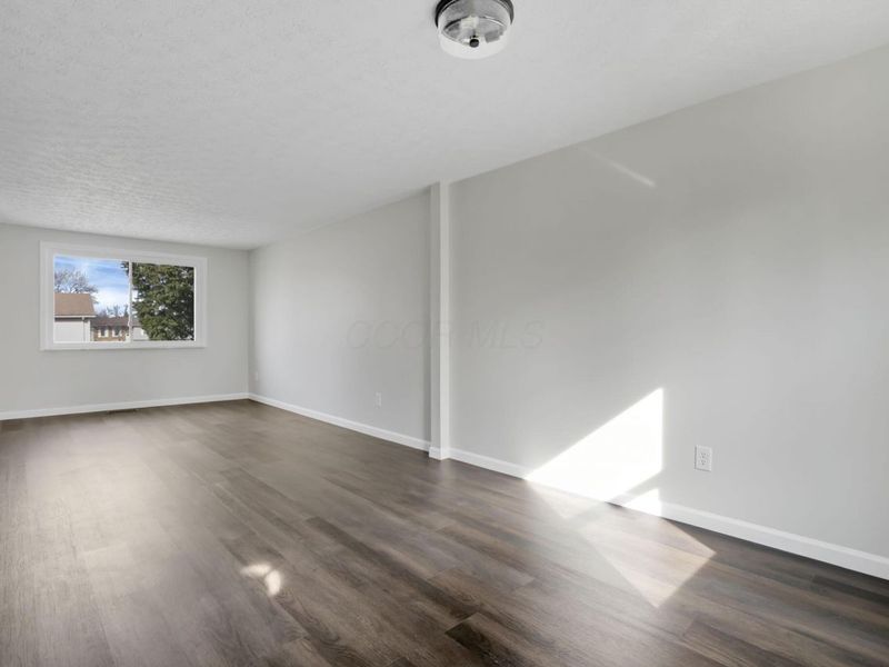 3745 Wynds Drive, Columbus, OH 43232 Photo 12