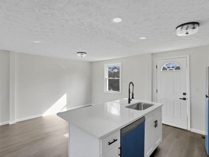 3745 Wynds Drive, Columbus, OH 43232 Photo 14