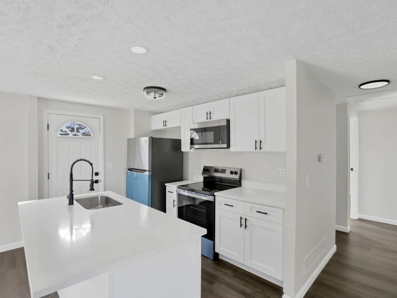 3745 Wynds Drive, Columbus, OH 43232 Photo 16