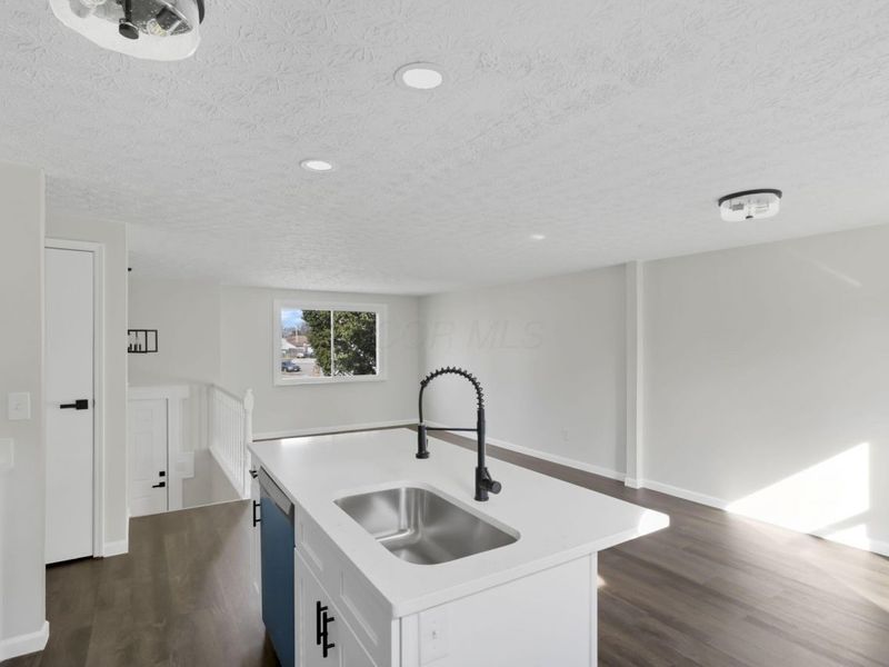 3745 Wynds Drive, Columbus, OH 43232 Photo 18