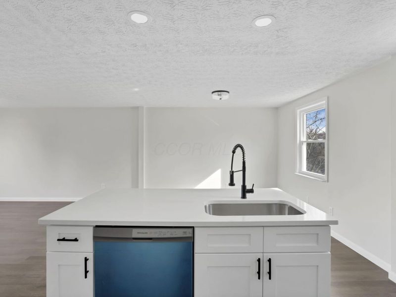 3745 Wynds Drive, Columbus, OH 43232 Photo 19