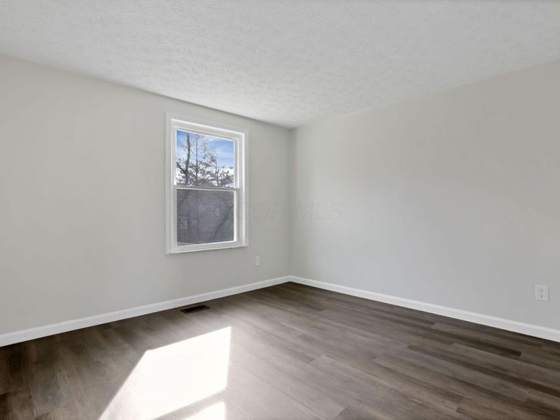 3745 Wynds Drive, Columbus, OH 43232 Photo 22