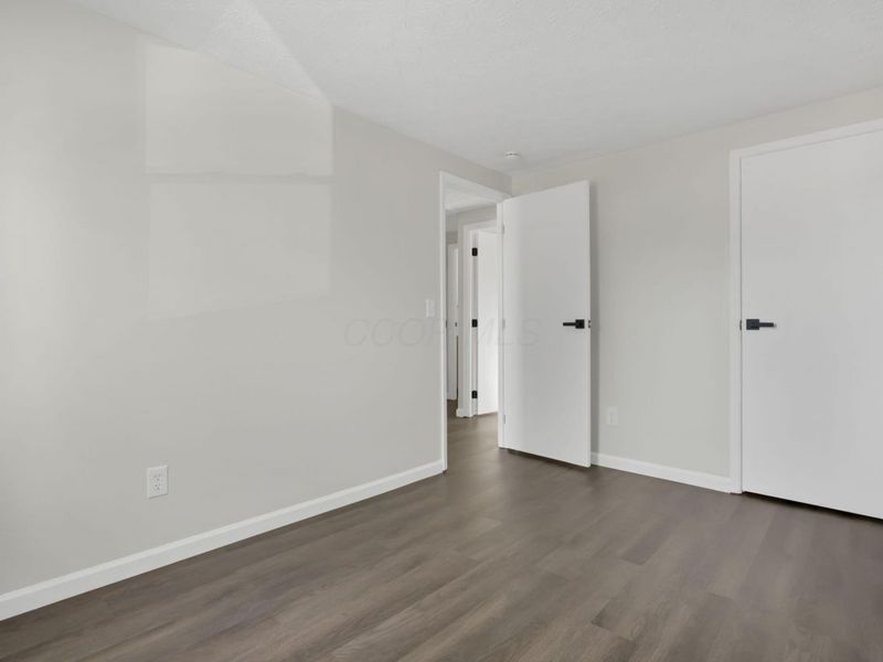 3745 Wynds Drive, Columbus, OH 43232 Photo 27