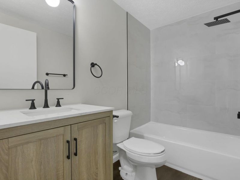 3745 Wynds Drive, Columbus, OH 43232 Photo 29