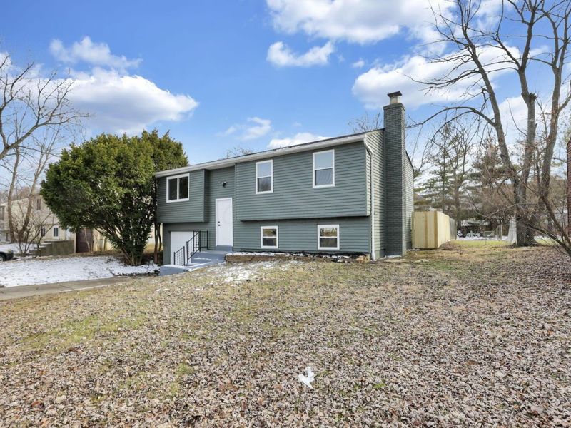 3745 Wynds Drive, Columbus, OH 43232 Photo 3