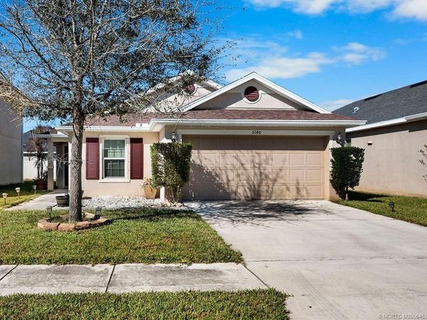 5140 NW Pine Trail Circle, Port St Lucie, FL 34983