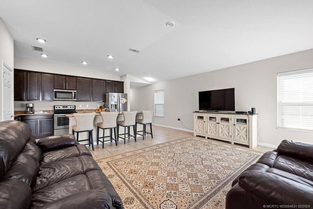 5140 NW Pine Trail Circle, Port Saint Lucie, FL 34983 Photo