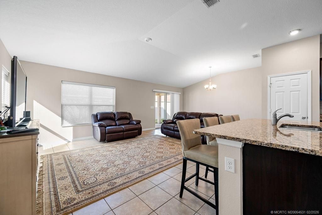 5140 NW Pine Trail Circle, Port Saint Lucie, FL 34983 Photo