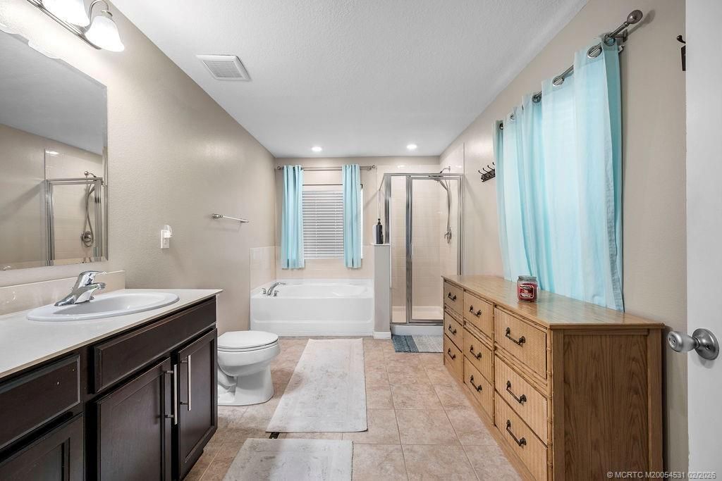 5140 NW Pine Trail Circle, Port Saint Lucie, FL 34983 Photo