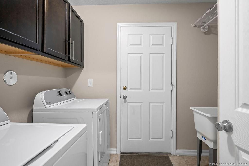 5140 NW Pine Trail Circle, Port Saint Lucie, FL 34983 Photo