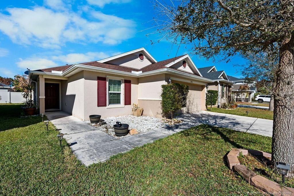 5140 NW Pine Trail Circle, Port Saint Lucie, FL 34983 Photo