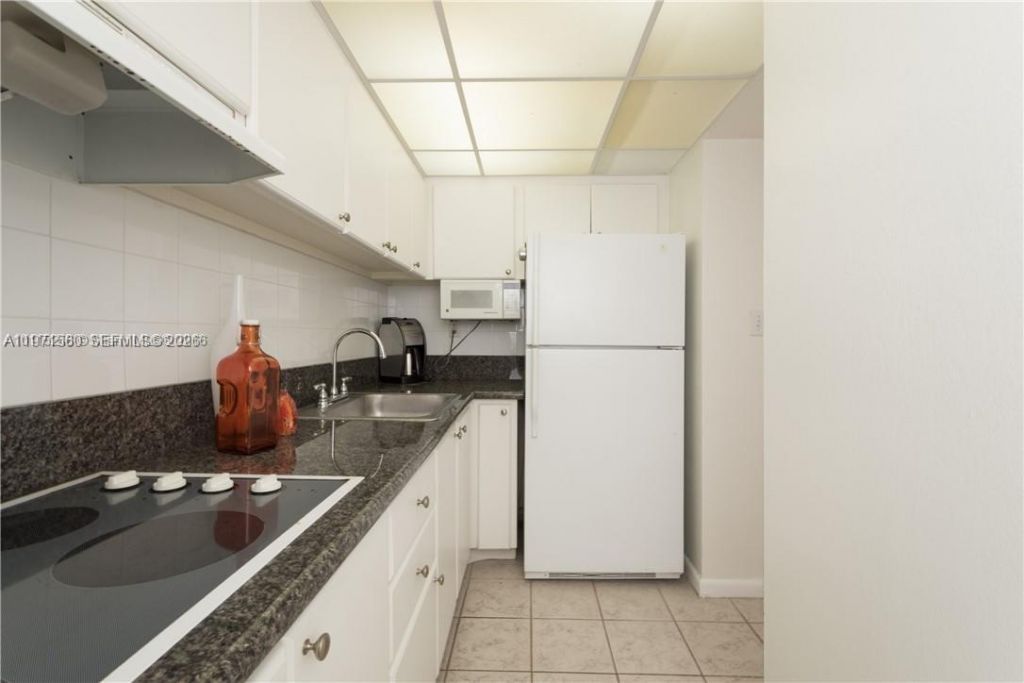 1200 West Ave, Unit PH-02, Miami Beach, FL 33139 Photo