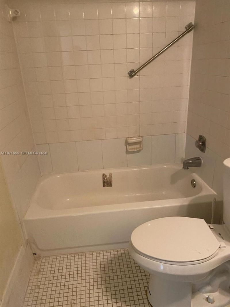 7450 NW 17th St , Unit 205, Plantation, FL 33313 Photo