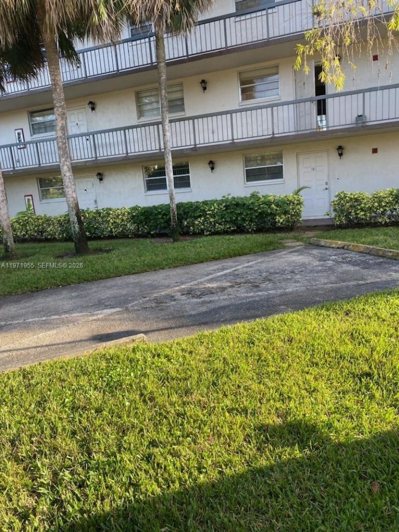 7450 NW 17th St , Unit 205, Plantation, FL 33313 Photo
