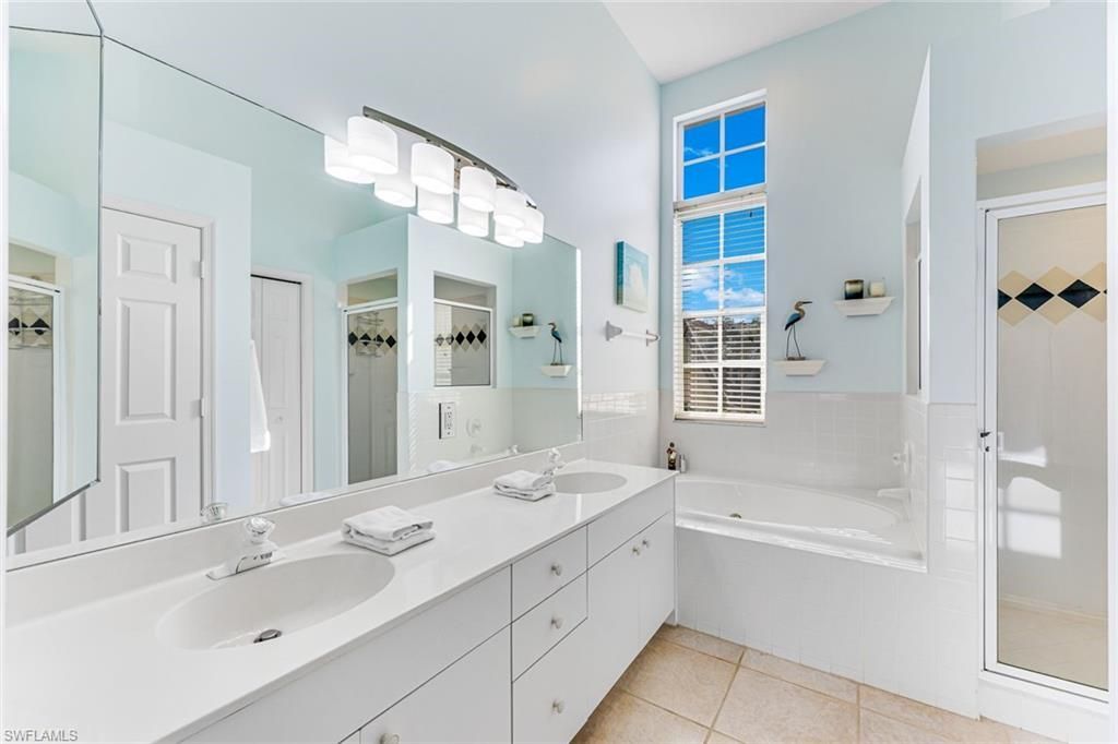 7720 Gardner Dr, Unit 201, Naples, FL 34109 Photo