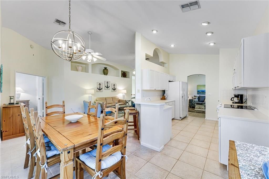 7720 Gardner Dr, Unit 201, Naples, FL 34109 Photo