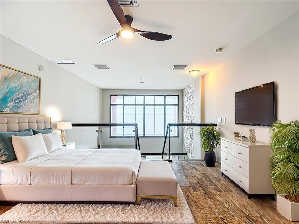 2745 1st St, Unit 111, Fort Myers, FL 33916 Photo