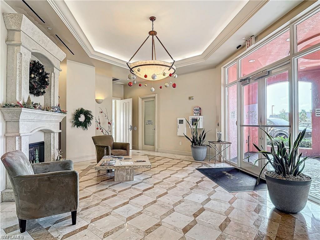 2745 1st St , Unit 111, Fort Myers, FL 33916 Photo