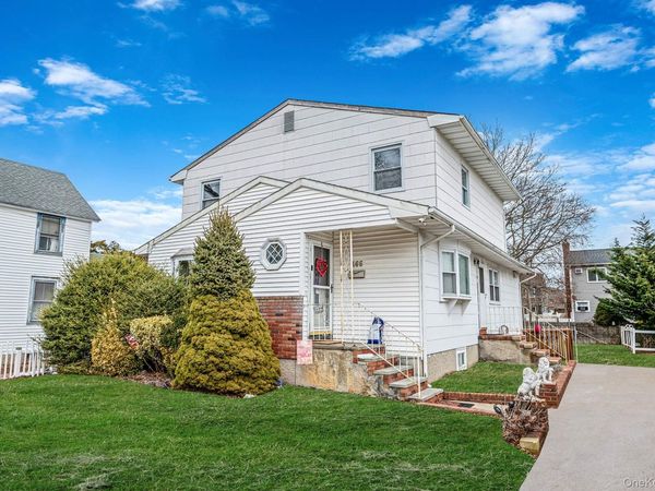 Lindenhurst, NY 11757