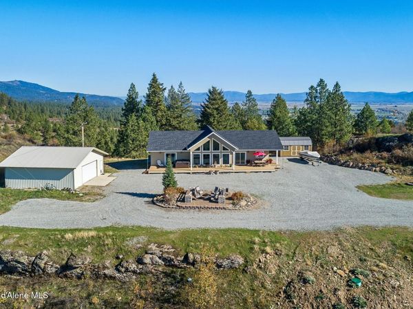 10824 N Payment Peak Rd , Hauser, ID 83854