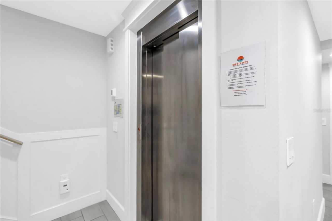 316 Beach Road, Sarasota, FL 34242 Photo