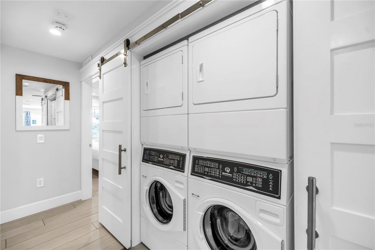 316 Beach Road, Sarasota, FL 34242 Photo