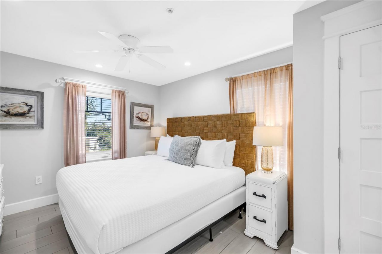 316 Beach Road, Sarasota, FL 34242 Photo