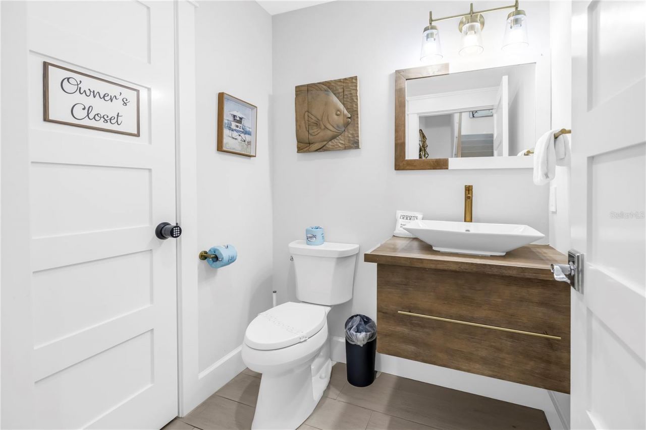 316 Beach Road, Sarasota, FL 34242 Photo