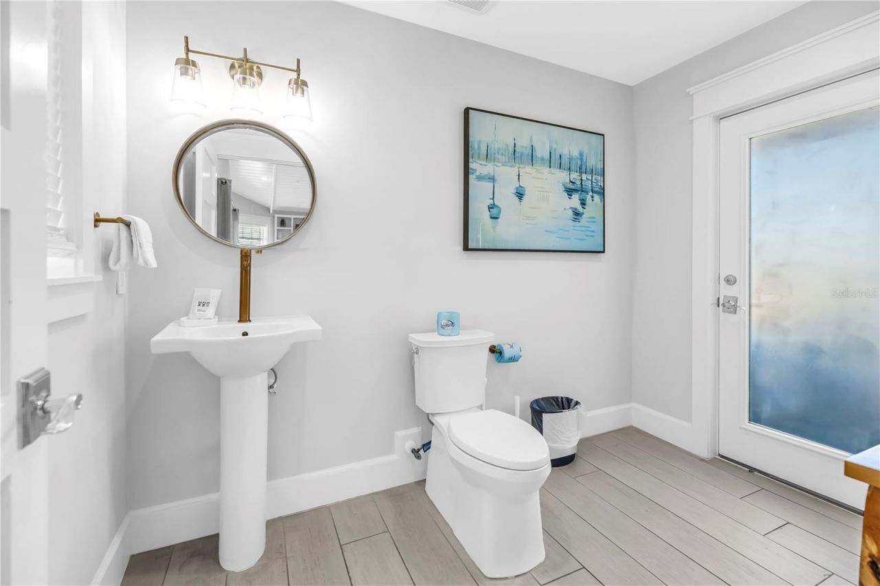 316 Beach Road, Sarasota, FL 34242 Photo