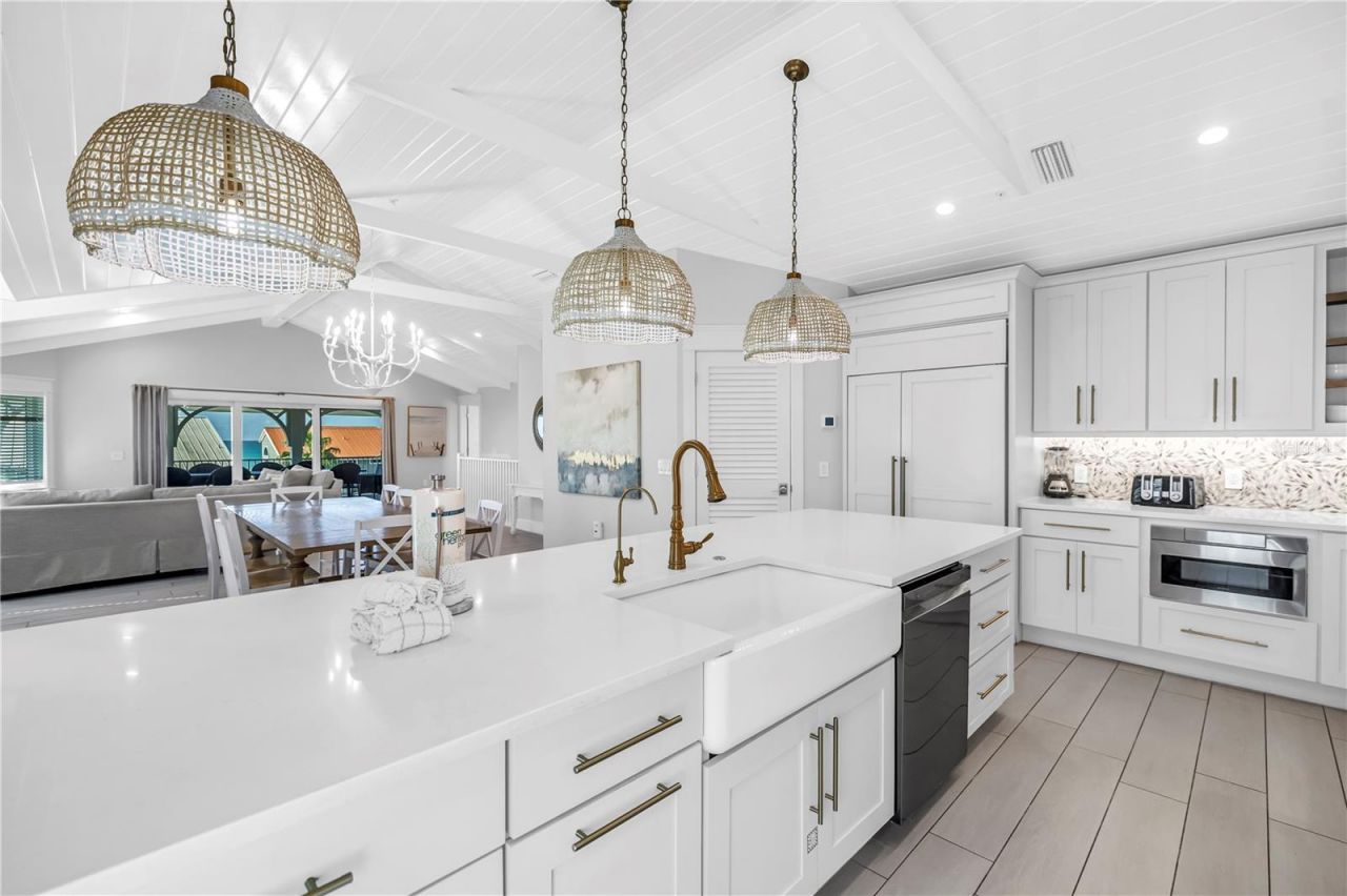 316 Beach Road, Sarasota, FL 34242 Photo